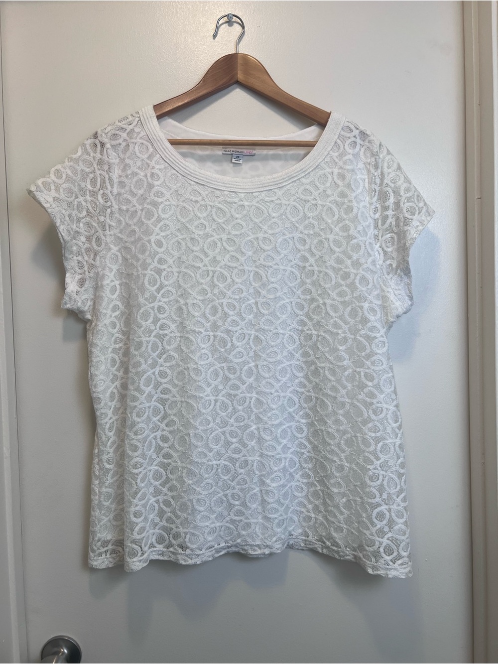 Isaac Mizrahi White Embroidered Lace Top 2X Textured Short Sleeve Lined Blouse
